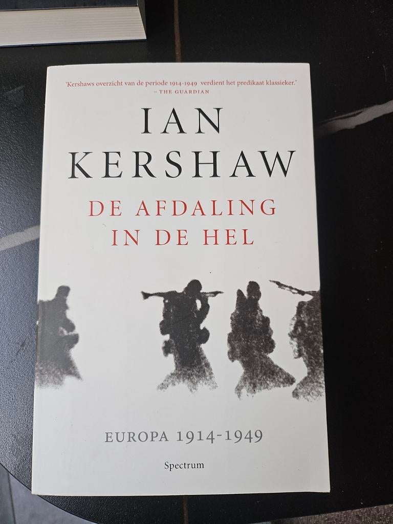 Boek de afdaling in de hel te koop, Ophalen
