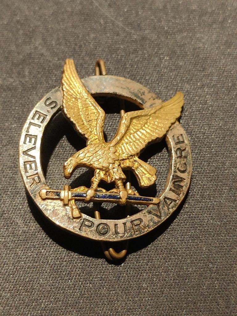 insigne école sous officier armée de l air, Collections, Enlèvement ou Envoi