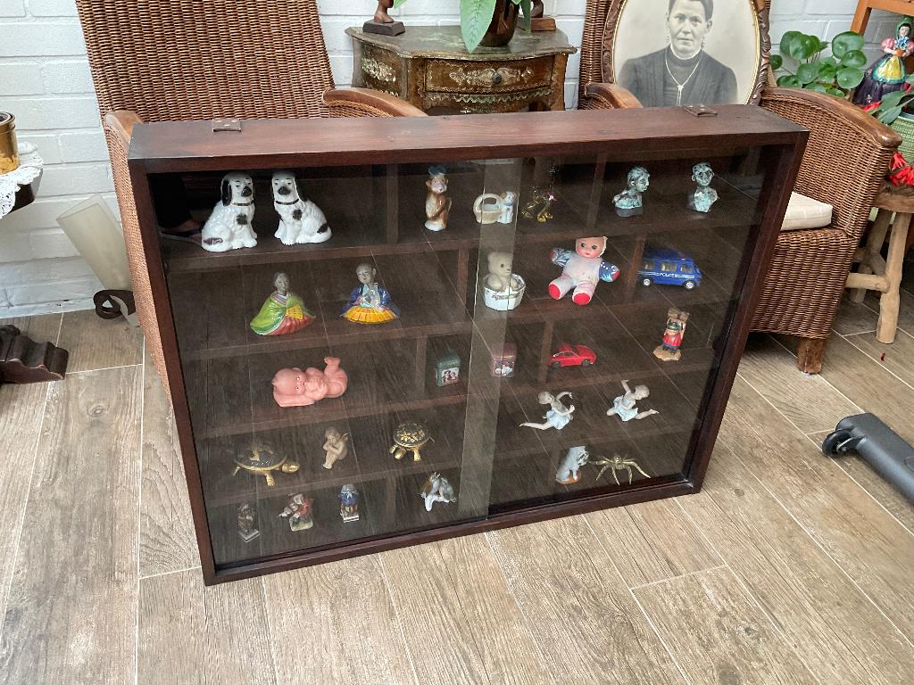 Houten etalagekast / Vitrinekast / Display verzameling, Ophalen, Gebruikt