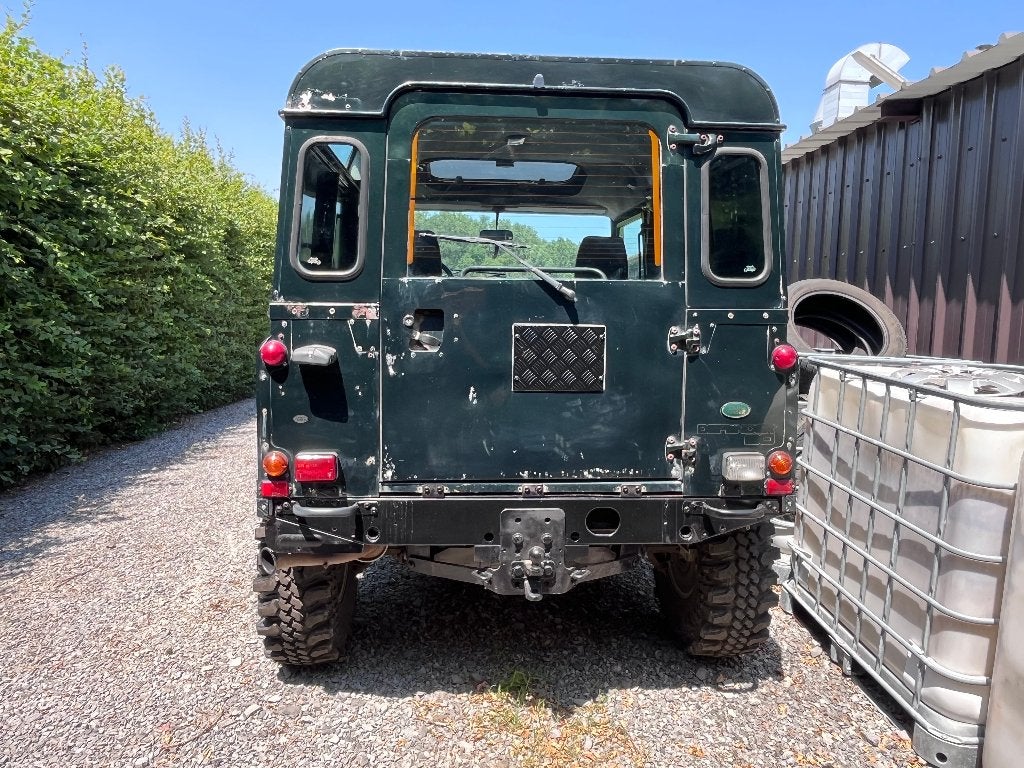 Land Rover Defender 90 TD5 3zit Lichte vracht, Auto's, Land Rover, 750 kg, USB, SUV of Terreinwagen, Te koop