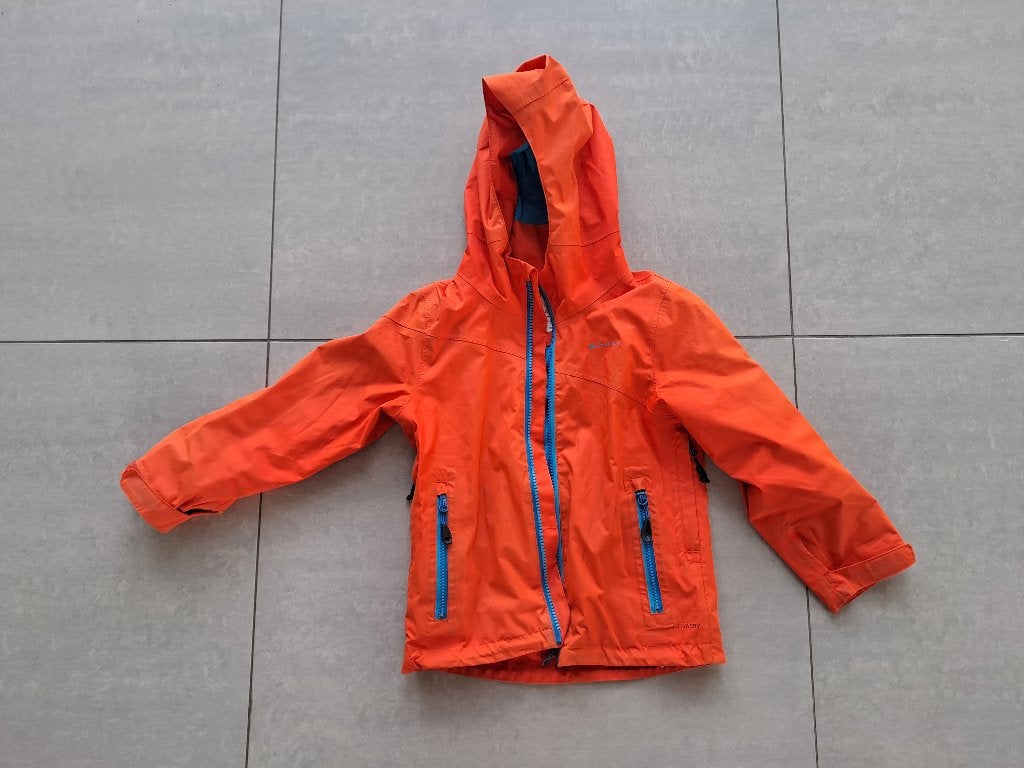 Imperméable Quechua taille 98-104, Garçon ou Fille, Enlèvement, Utilisé, Quechua, Decathlon