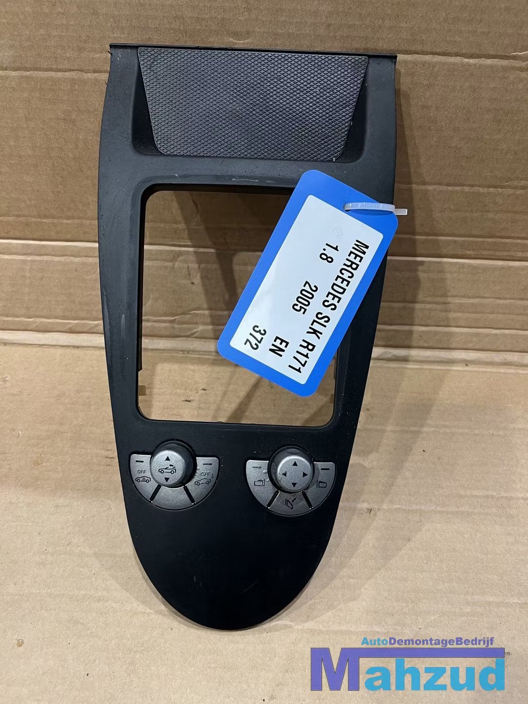 MERCEDES SLK R171 dak spiegel schakelaar middenconsole, Mercedes-Benz AG, Mercedes-Benz, Utilisé, Mercedesstrasse 120
70372  Stuttgart, DE