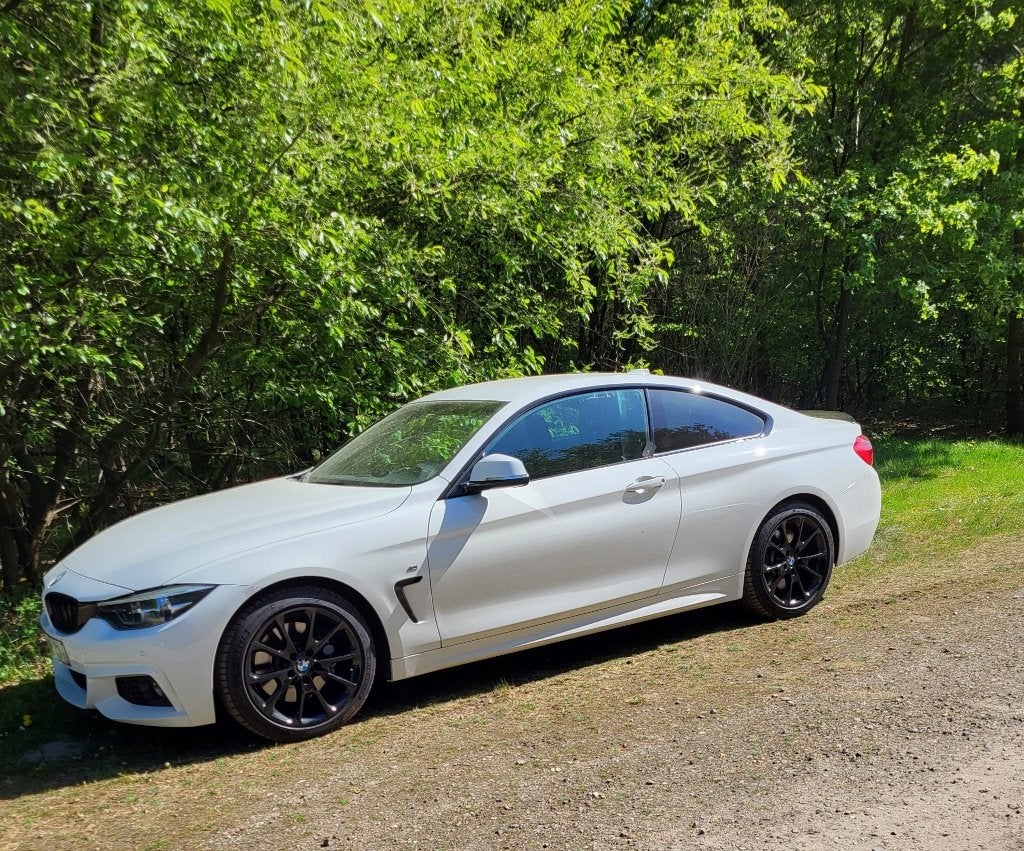 BMW 420i COUPE AUT.M-SPORT, Autos, Achat, Ordinateur de bord, Carnet d'entretien, Alcantara