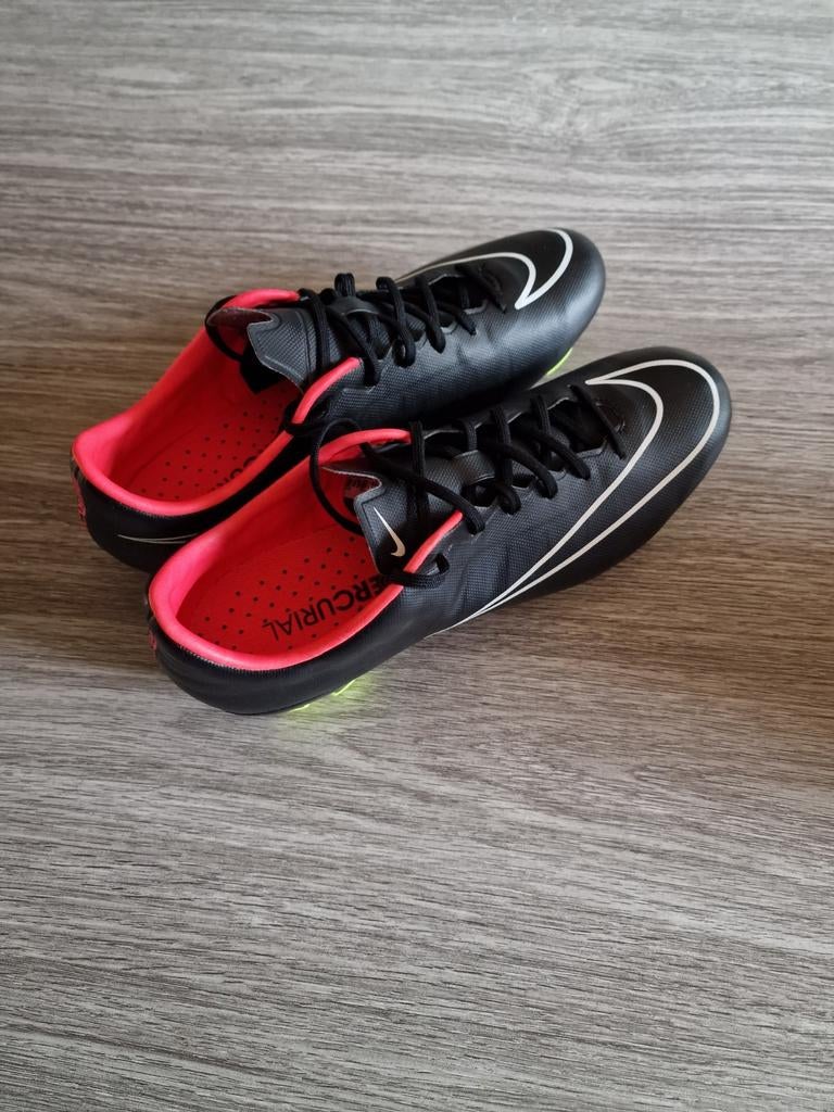 Nike voetbalschoenen, Sport en Fitness, Voetbal, Ophalen