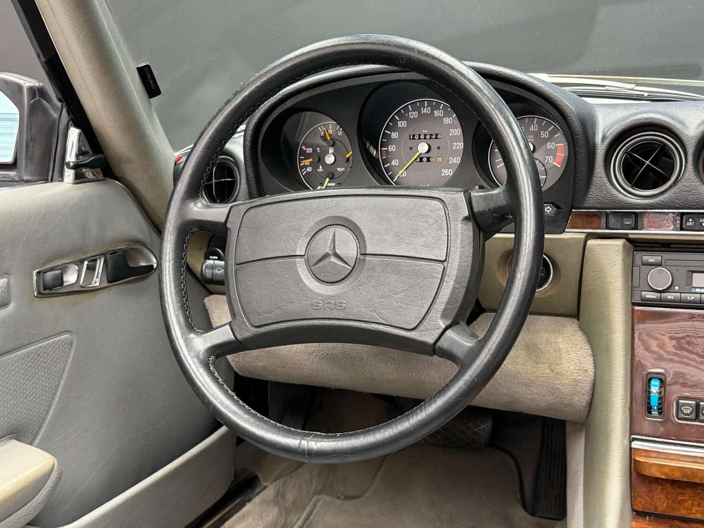 Mercedes-Benz SL-Klasse 560 R107 Cabriolet 1986 Version euro, foto 12