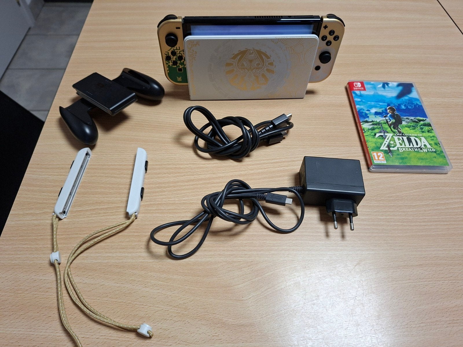 Nintendo Switch OLED – Zelda: Tears of the Kingdom Edition, Enlèvement, Comme neuf, Aventure et Action