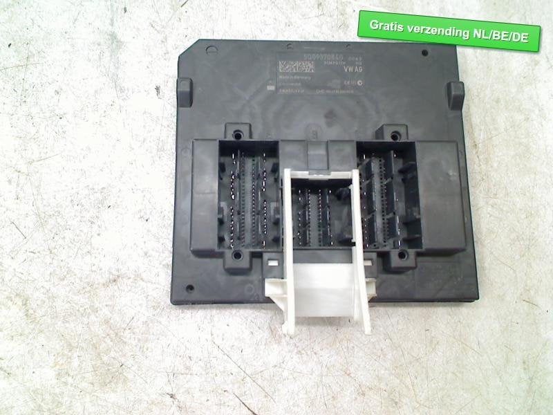 BOORDNETREGELAPPARAAT A3 Sportback (8VA / 8VF) (5Q0937084G), Gebruikt, Audi, Continental AG, Continental-Plaza 1
30175  Hannover, DE