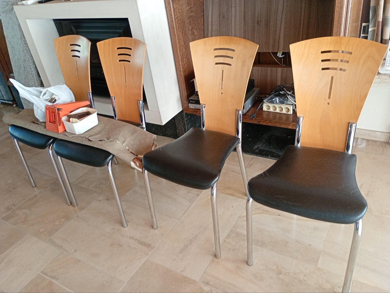 4 keuken stoelen, Huis en Inrichting, Ophalen