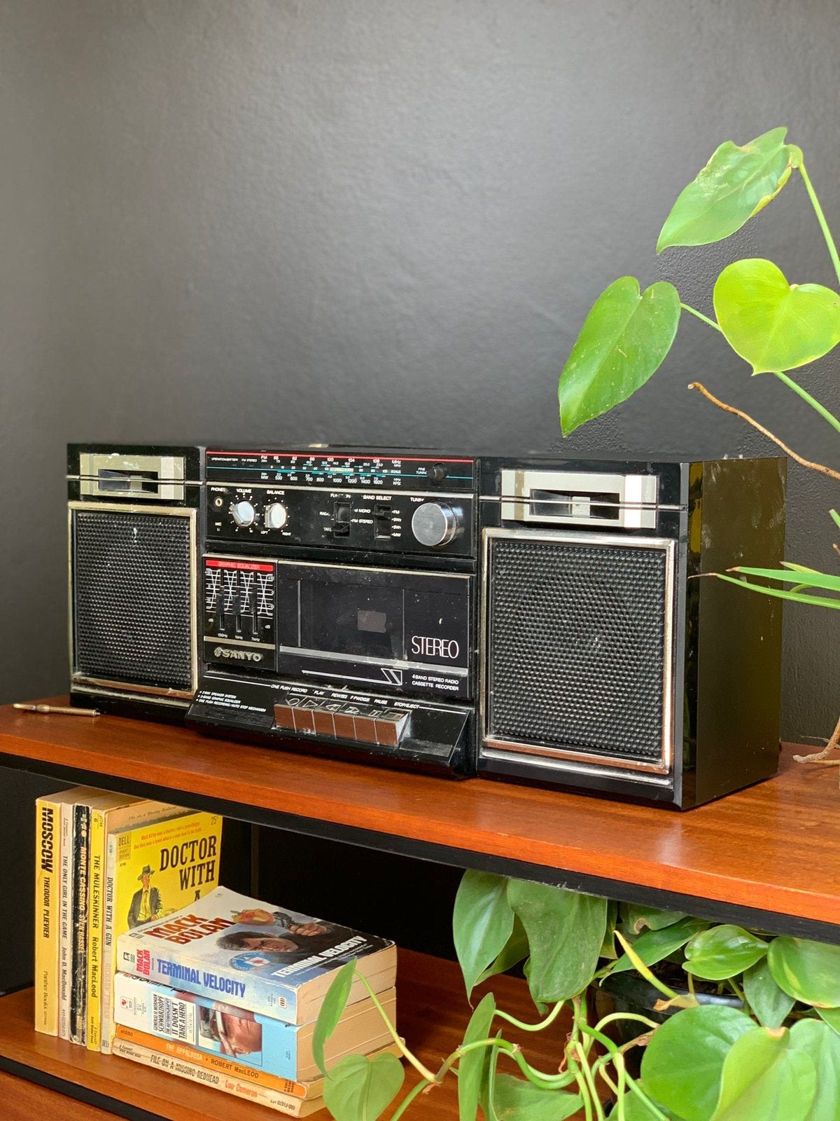 Ophaling/aankoop oude/defecte radio/versterker/instrument, Ophalen, Zo goed als nieuw