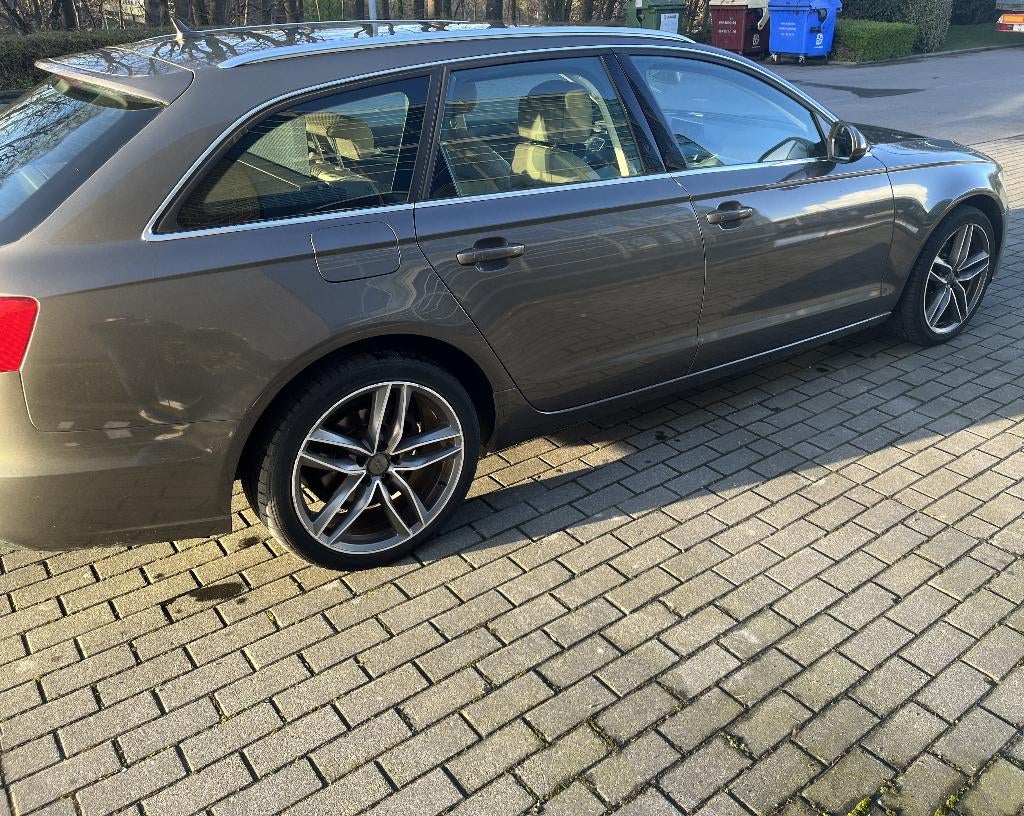 Audi A6 Av 2.0TDI_Gps_Cuir__ LIRE la Description !!, Auto's, Audi, Voorwielaandrijving, Beige, 4 cilinders, Bruin