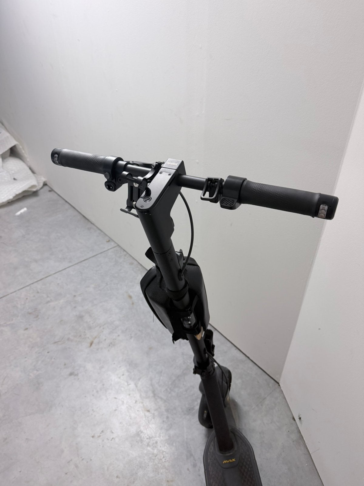 Ninebot max g2, Fietsen en Brommers, Ophalen, Gebruikt