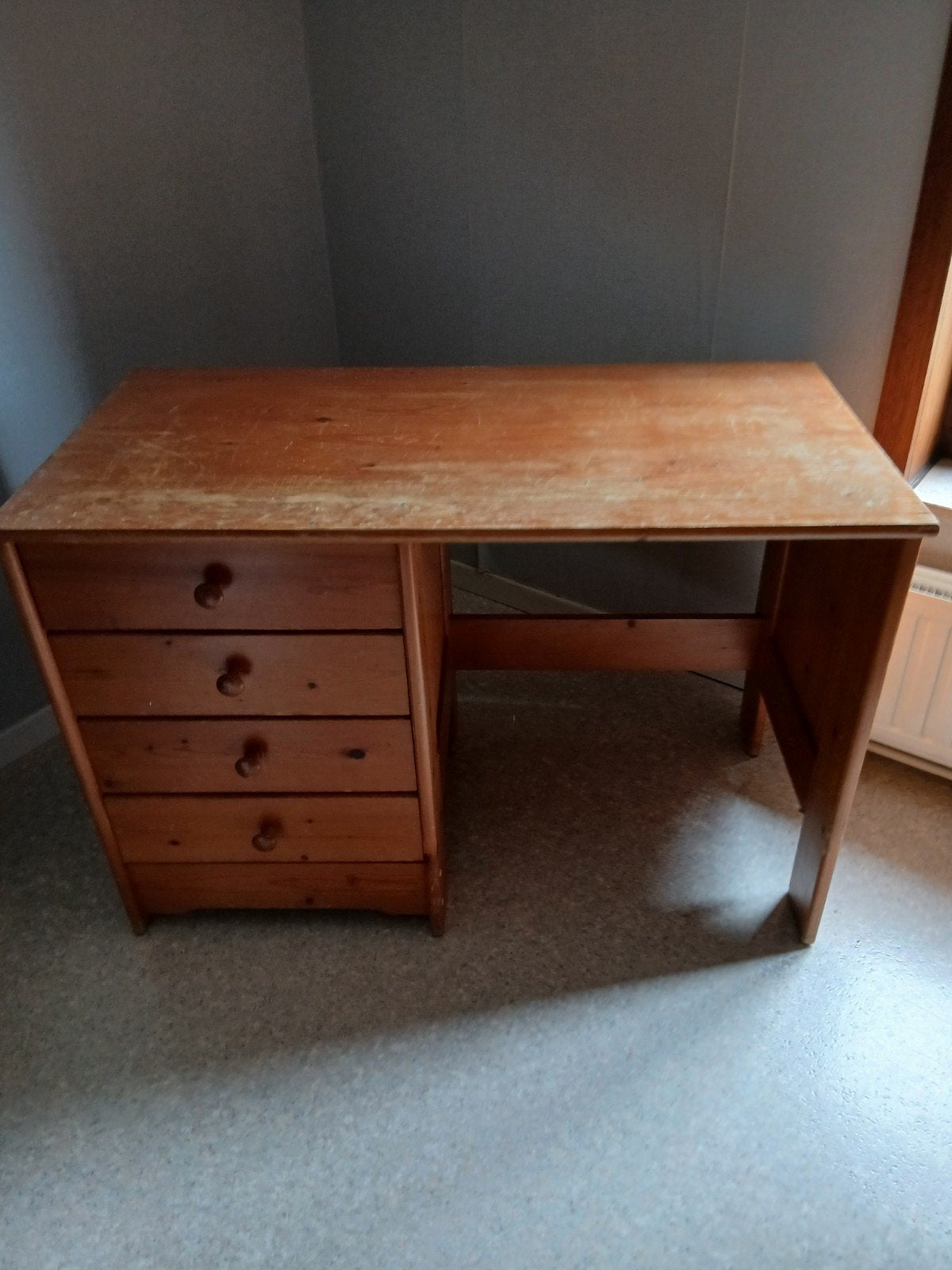Bureau en pin, Maison & Meubles, Enlèvement