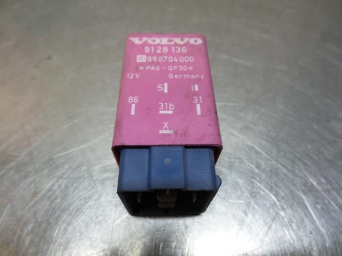 Relais van een Volvo 850, Auto-onderdelen, Gebruikt, -, -, Ophalen of Verzenden