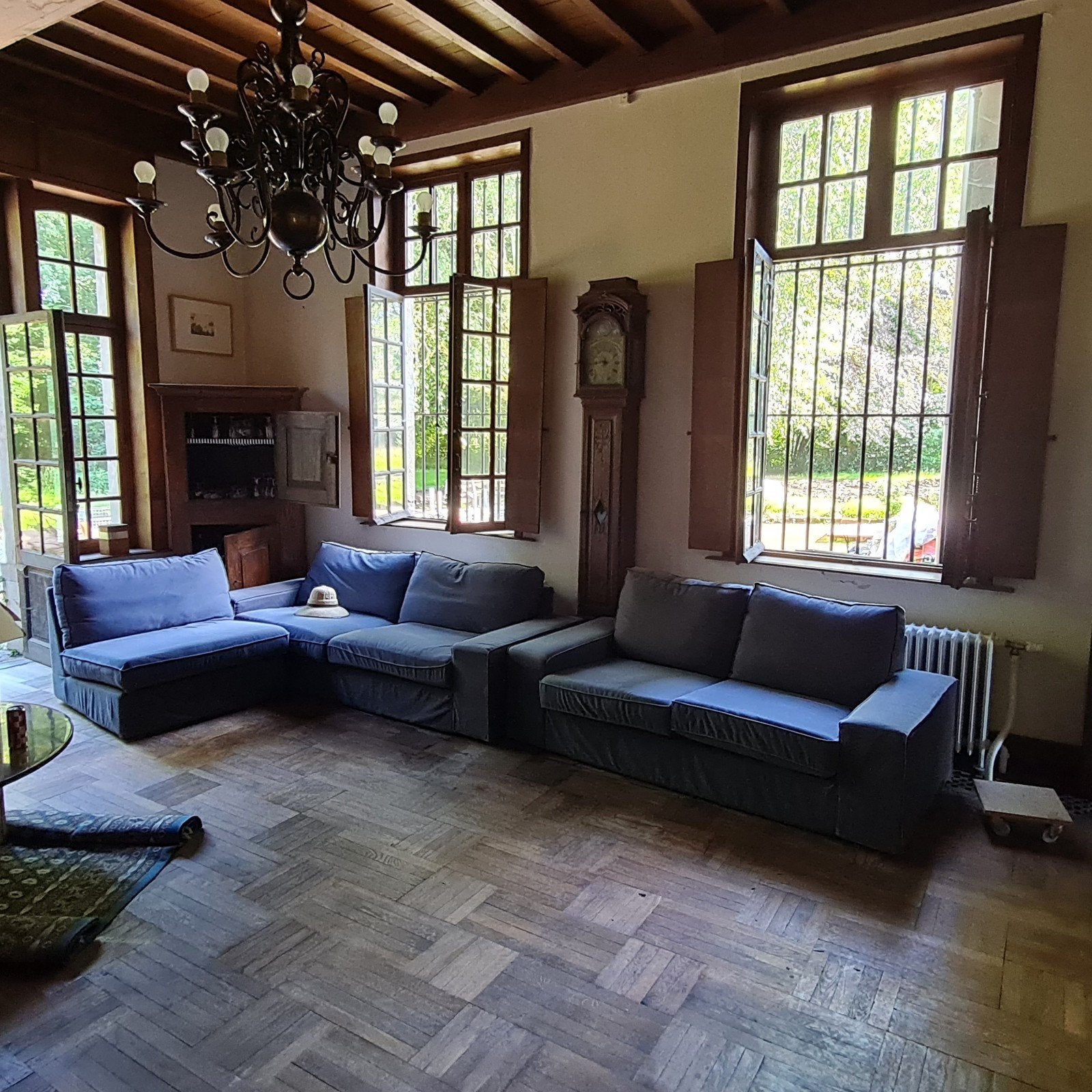 Zetels, 2 salons. Mooi blauw, Ophalen