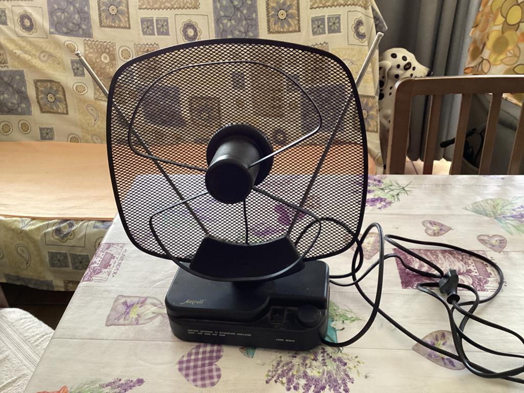 Antenne UHF/VHF TV interieure, Ophalen, Gebruikt