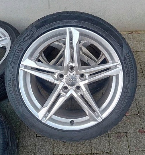 Velgen zomerbanden Audi A4 B8 B9 S-Line 18inch 5x112 4mm 🚖, Auto diversen, Tuning en Styling, Ophalen