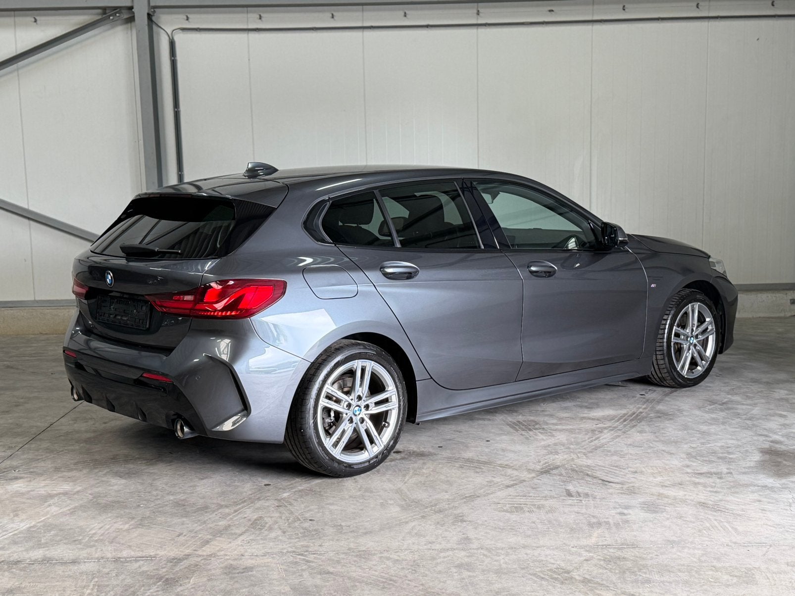 BMW 1serie M-Sport | Automaat | 2021 | (Overname mogelijk), Auto's, BMW, Automaat, 1 Reeks, Alcantara, Zwart