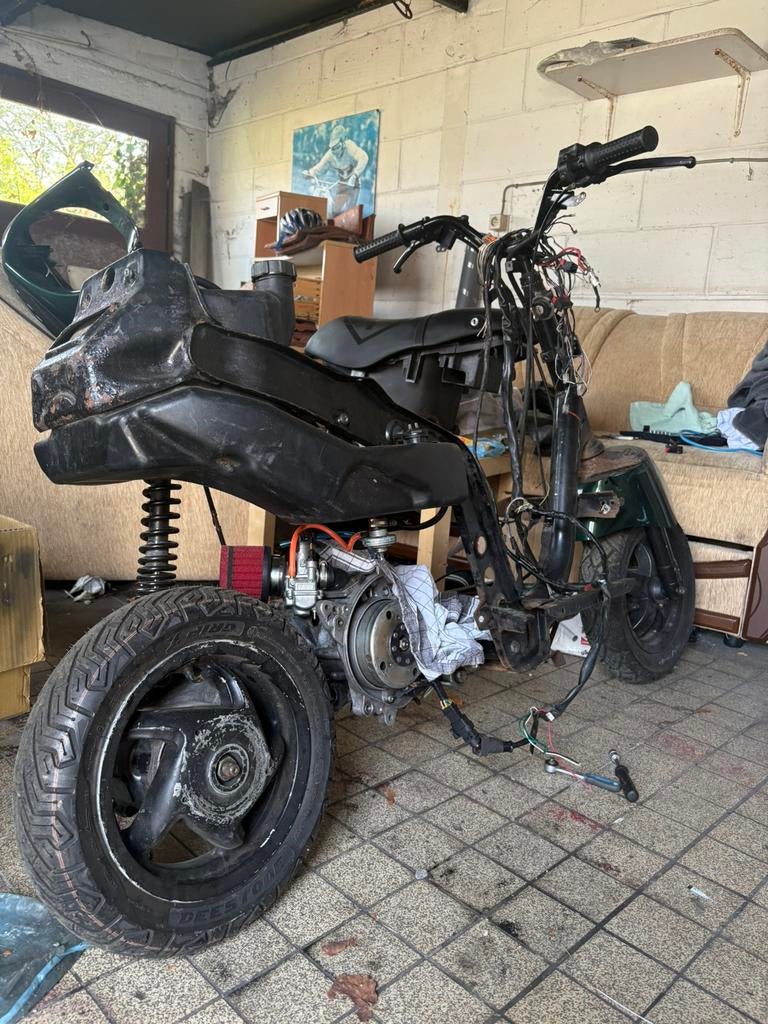 Piaggio zip a klasse 70cc project, Fietsen en Brommers, Ophalen, Tweetakt, Nieuw, Klasse A (25 km/u)