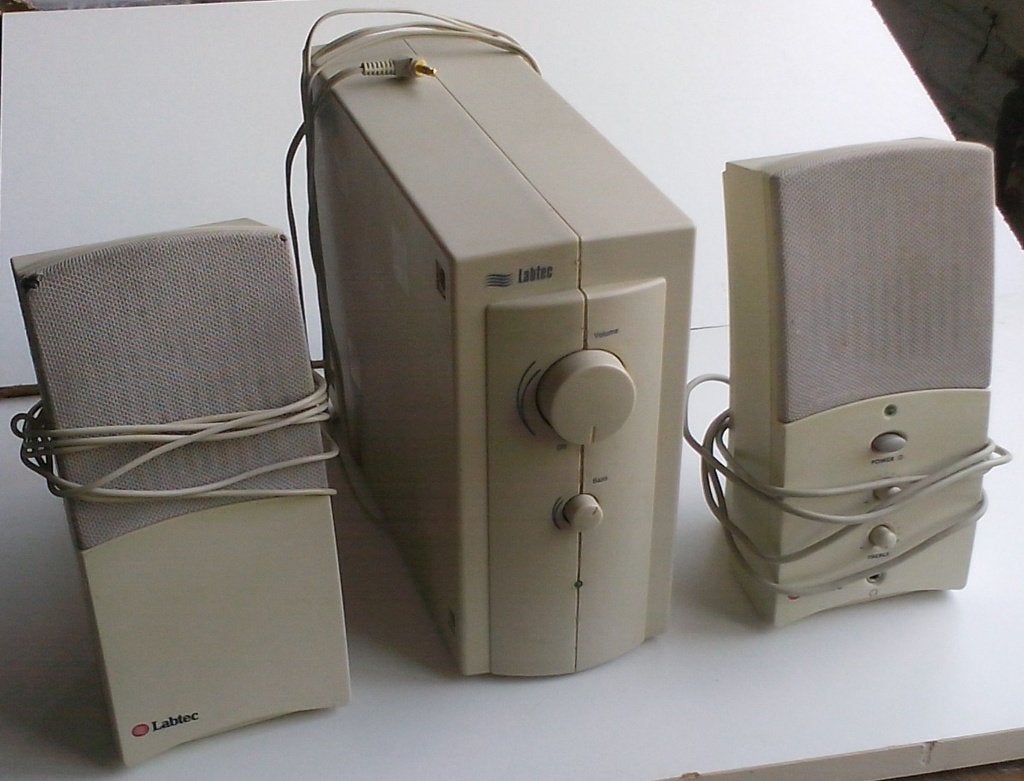 LABTEC stereo set, Enlèvement