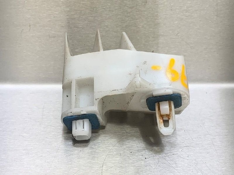 SUPPORT PARE-CHOCS ARRIÈRE DROIT Toyota Yaris III (P13), Utilisé, Toyota