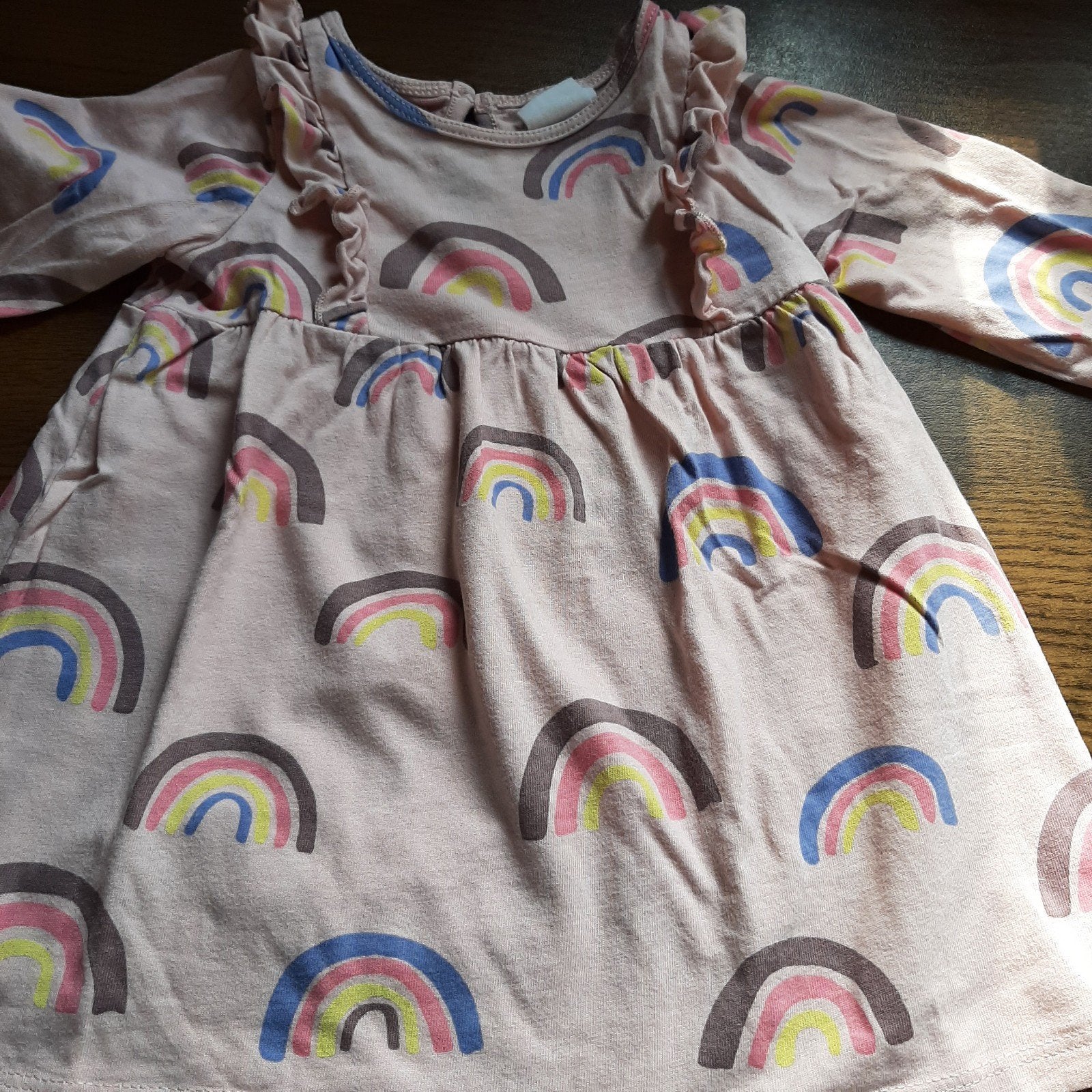Mooi kleedje met regenboogjes H&M maat 68 zeer goede staat, Kinderen en Baby's, Babykleding | Maat 74, Ophalen