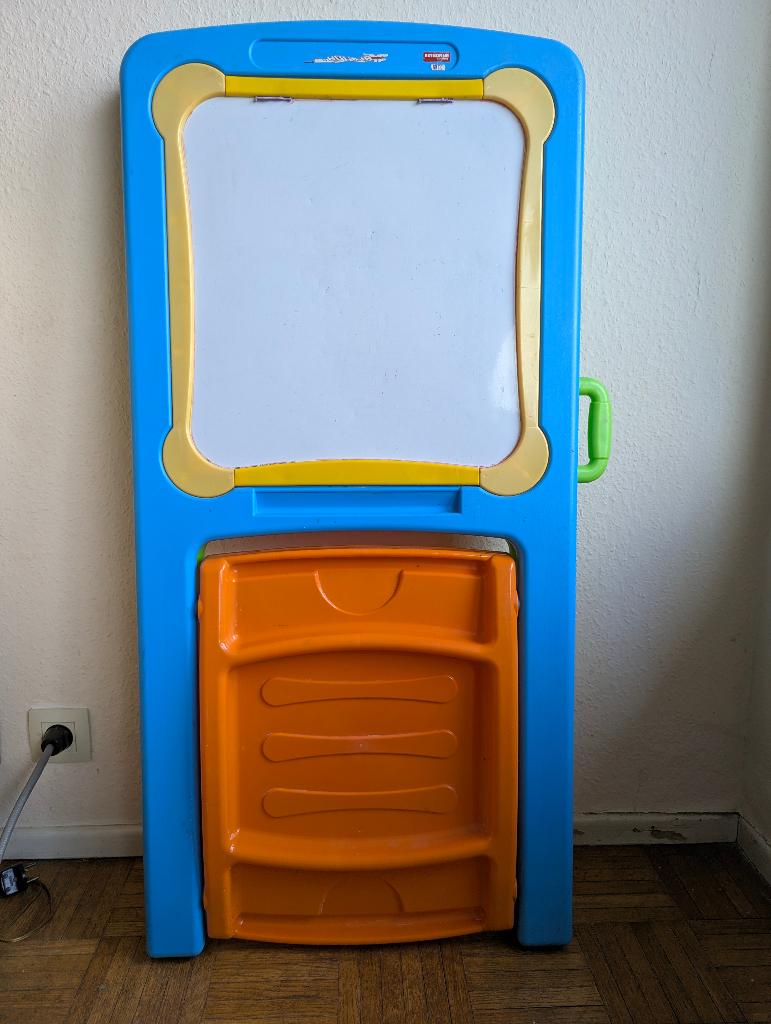 Chevalet tableau blanc enfant – fonctionnel, Divers, Tableaux noirs, Utilisé, Tableau blanc, Enlèvement