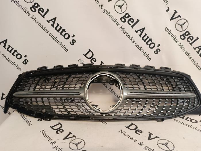 Grille van een Mercedes CLA, Gebruikt, -, Ophalen of Verzenden, -