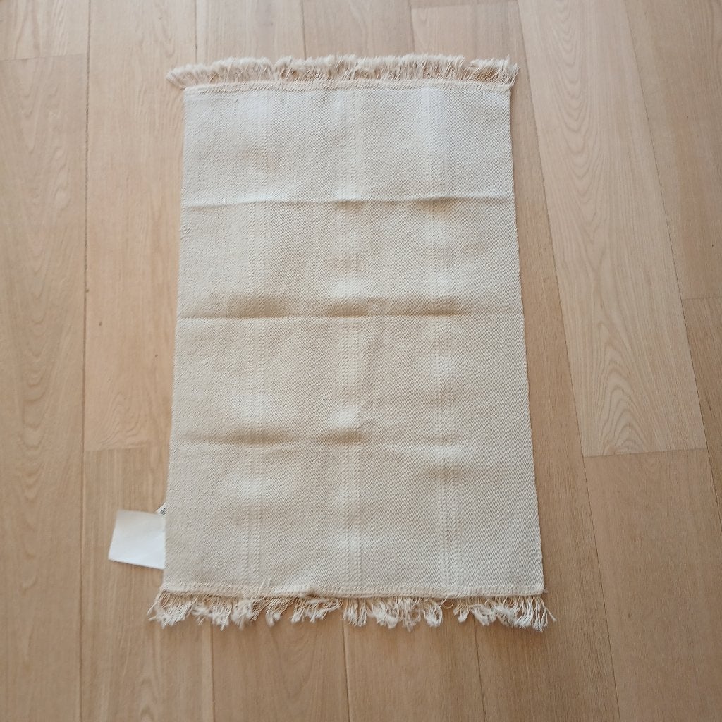 Tapijt IKEA, Huis en Inrichting, Ophalen, Crème, 50 tot 100 cm, 50 tot 100 cm