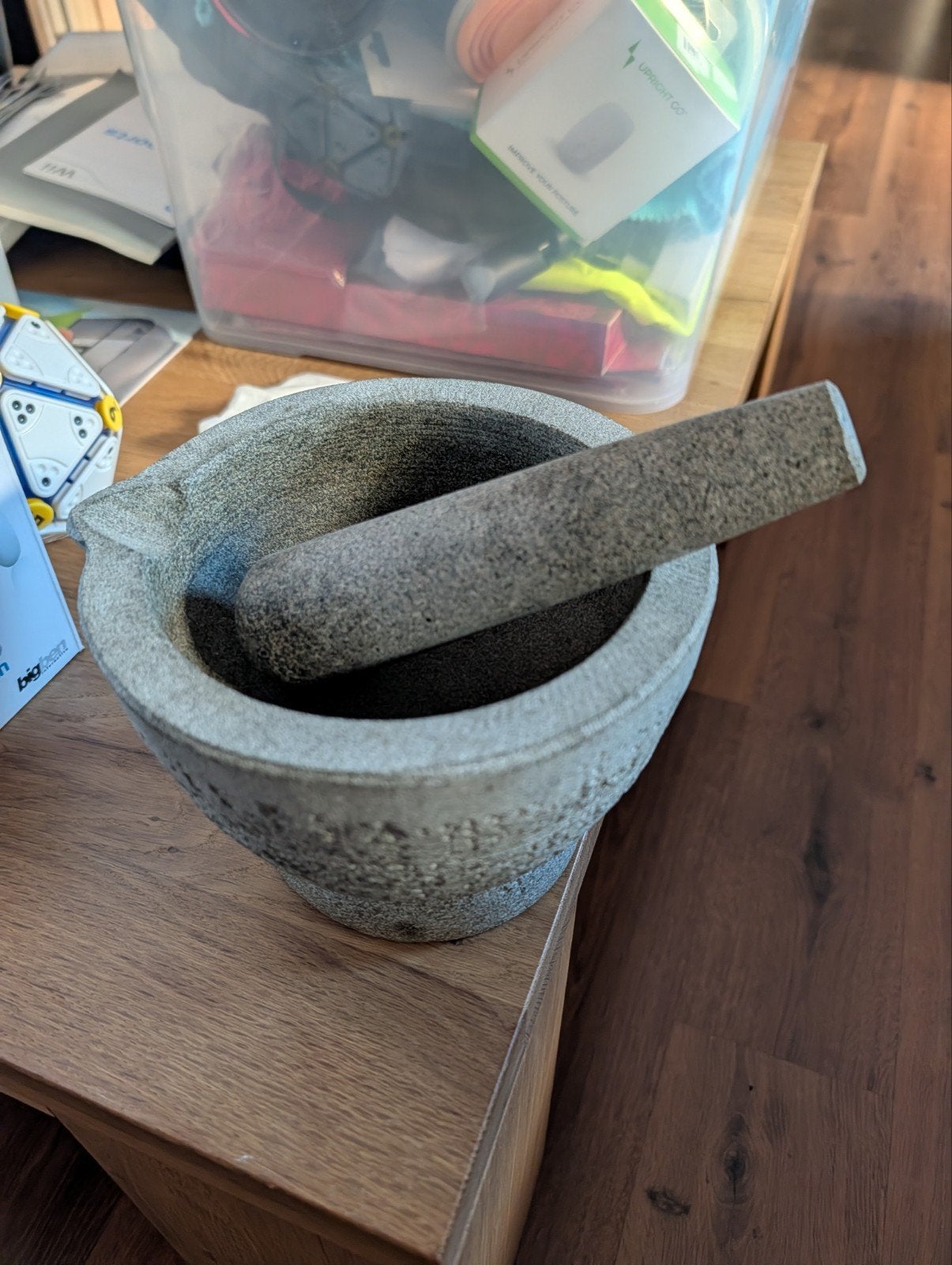 granieten vijzel en stamper  18cm diameter, Ophalen