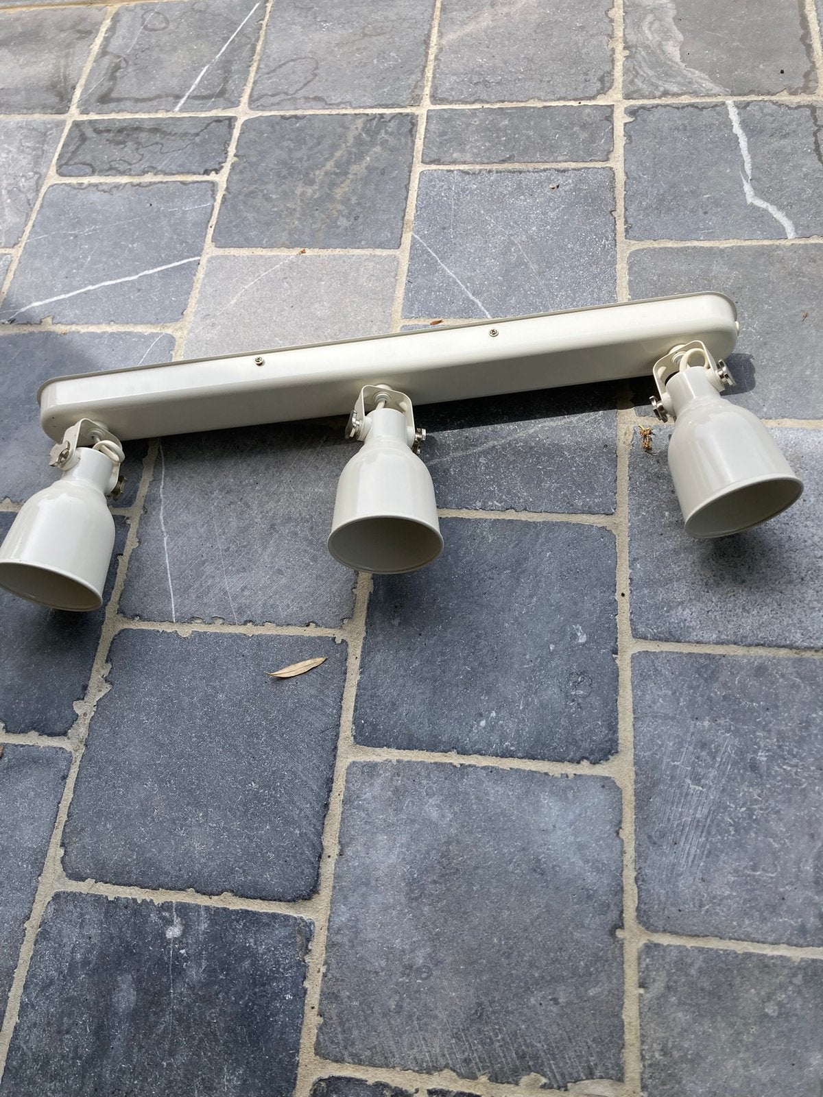 Rampe plafonnier avec 3 lampes, Comme neuf, Enlèvement, Métal, Spot apparent
