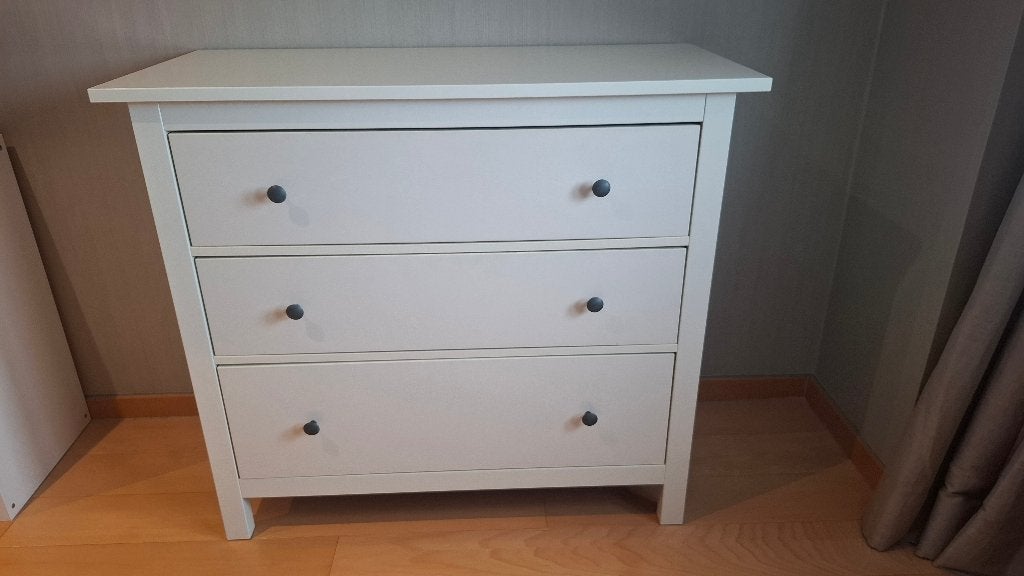 Hemnes kast - Ikea - perfecte staat, 3 ou 4 tiroirs, Moins de 100 cm, Comme neuf, Enlèvement