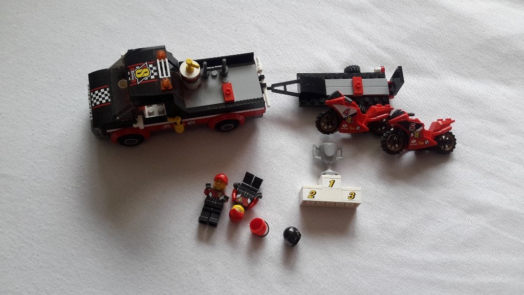 lego 60084 en 60085, Lego, Ophalen of Verzenden, Zo goed als nieuw, Compleet