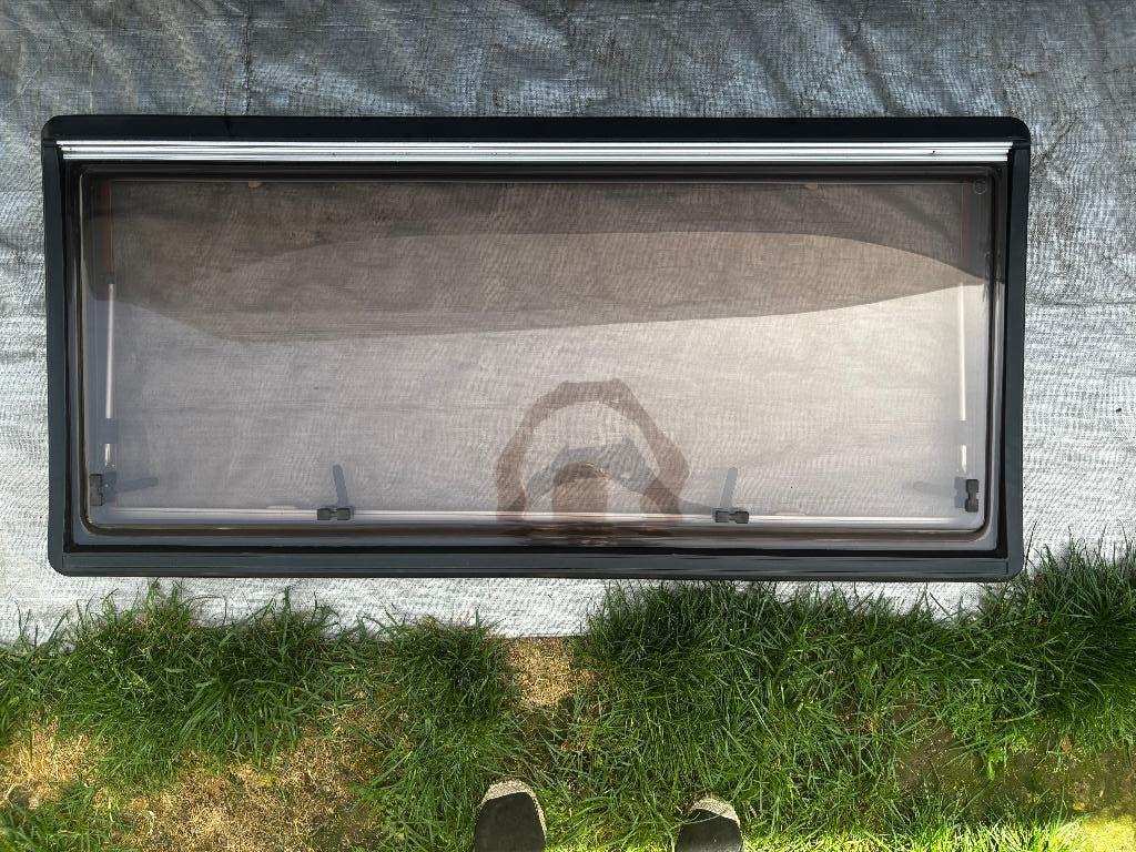 Fenêtre originale Seitz Hymer (130 x 65 cm), Caravanes & Camping, Camping-car Accessoires, Utilisé, Enlèvement