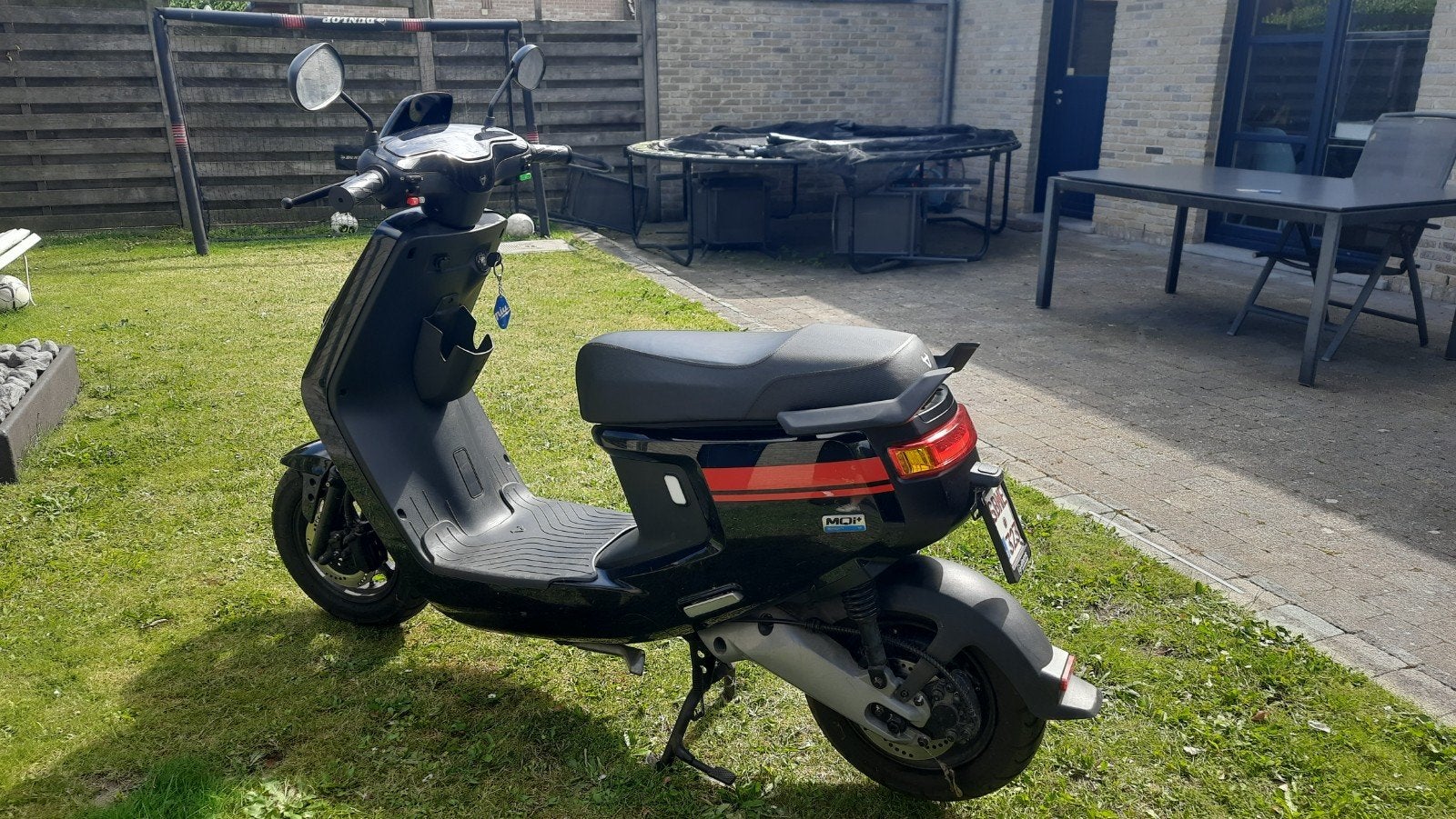 Elektrische scooter Niu, Fietsen en Brommers, Scooters | Overige merken, Ophalen, Niu, Elektrisch, Klasse B (45 km/u)