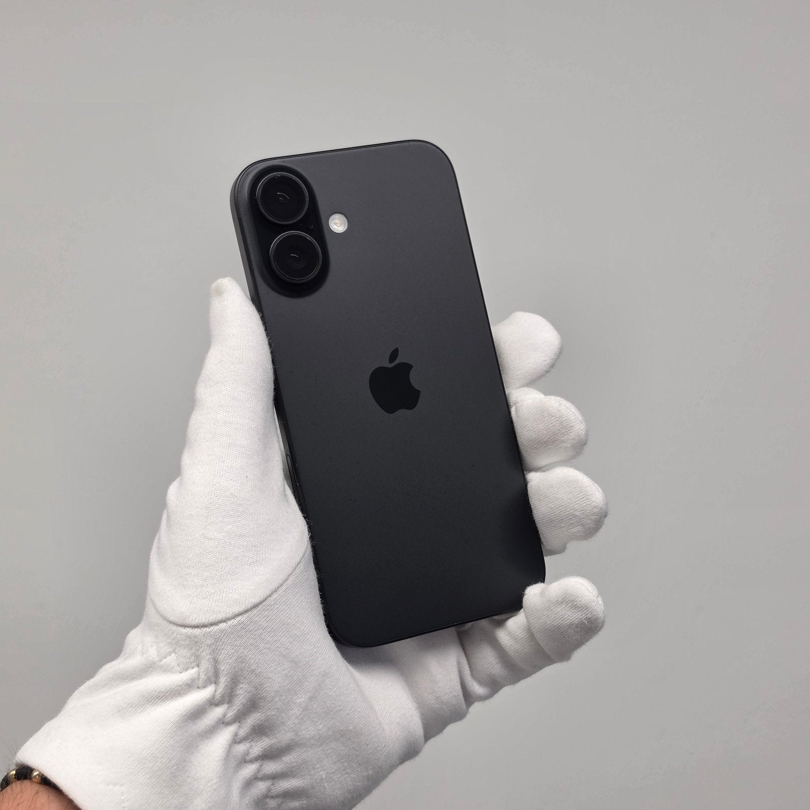 IPHONE 16 5G 128 GO NOIR, Télécoms, Téléphonie mobile | Housses, Coques & Façades | Apple iPhone, Enlèvement, IPhone 16, Noir