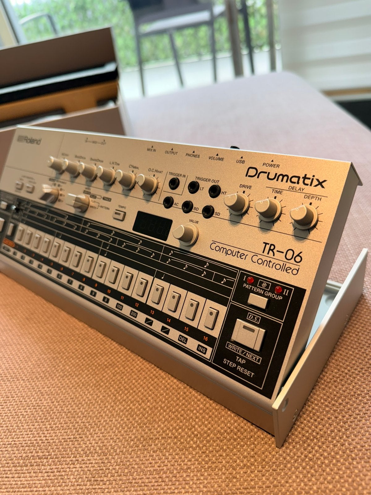 Roland tr06 drumatix, Musique & Instruments, Enlèvement ou Envoi, Comme neuf, Roland, Avec connexion MIDI