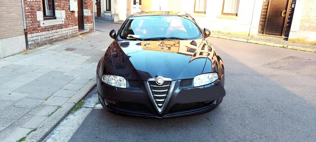 Alfa gt 140000km jtd à négocier, Autos, Cuir, Achat, 110 kW, Alarme