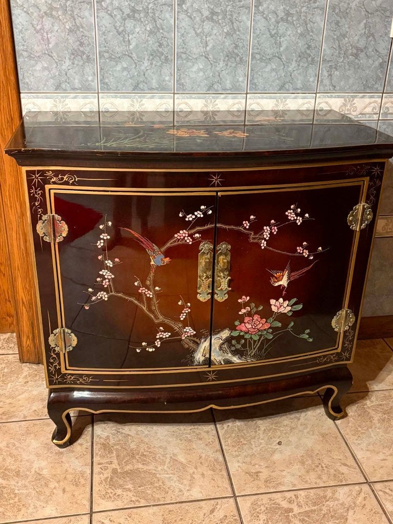 MEUBLE CHINOIS, Antiquités & Art, Antiquités | Meubles | Armoires, Enlèvement
