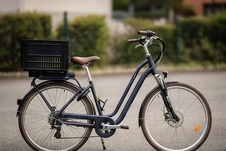 Vélo electrique decathlon 900E, Autres marques, 51 à 55 cm, 50 km par batterie ou plus, Comme neuf