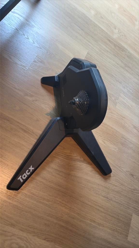 Tacx flux smart, Sport en Fitness, Ophalen, Nieuw