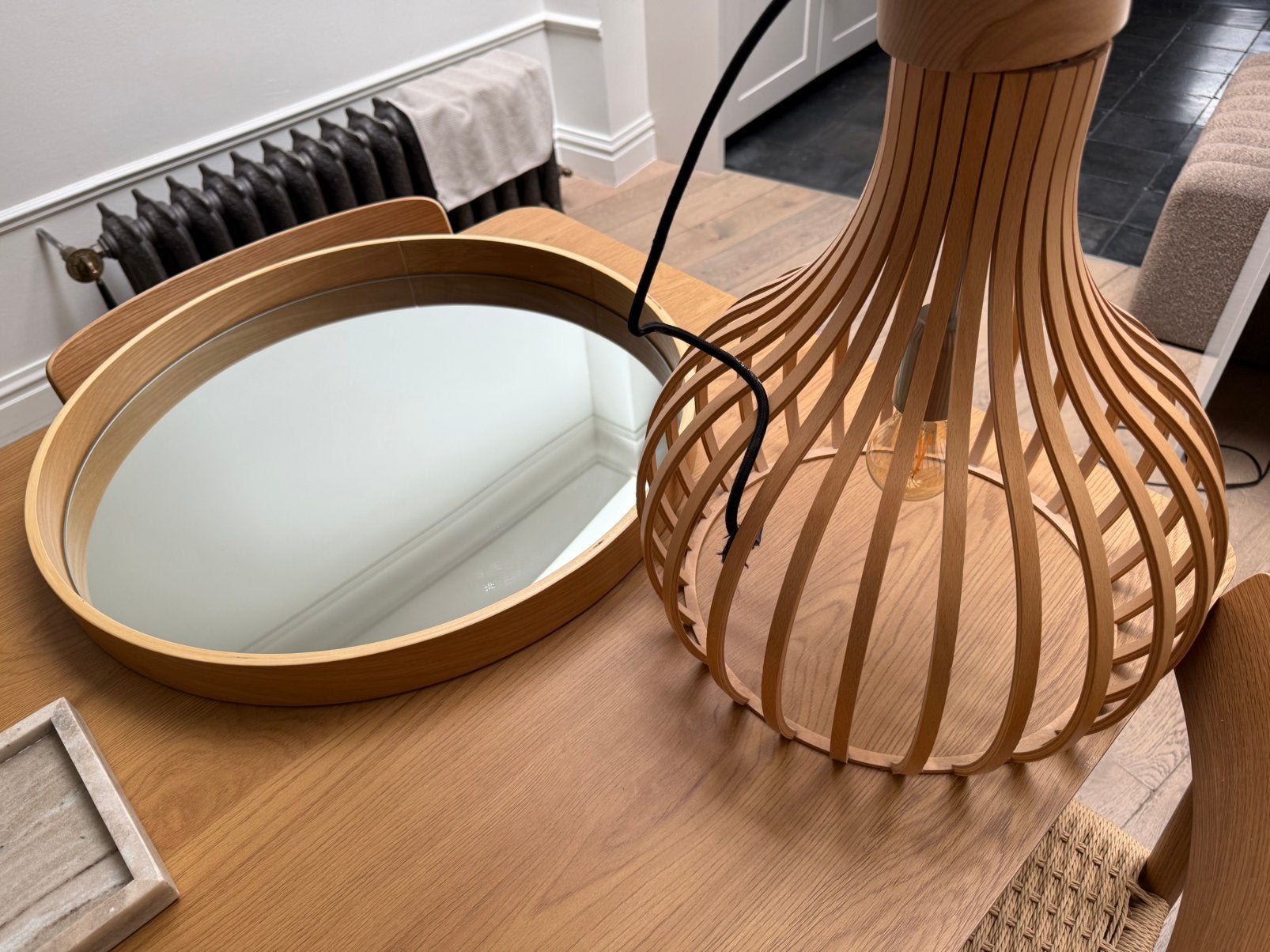 Miroir rond et lampe suspendue, tous deux en bois, Maison & Meubles, Accessoires pour la Maison | Miroirs, Enlèvement ou Envoi