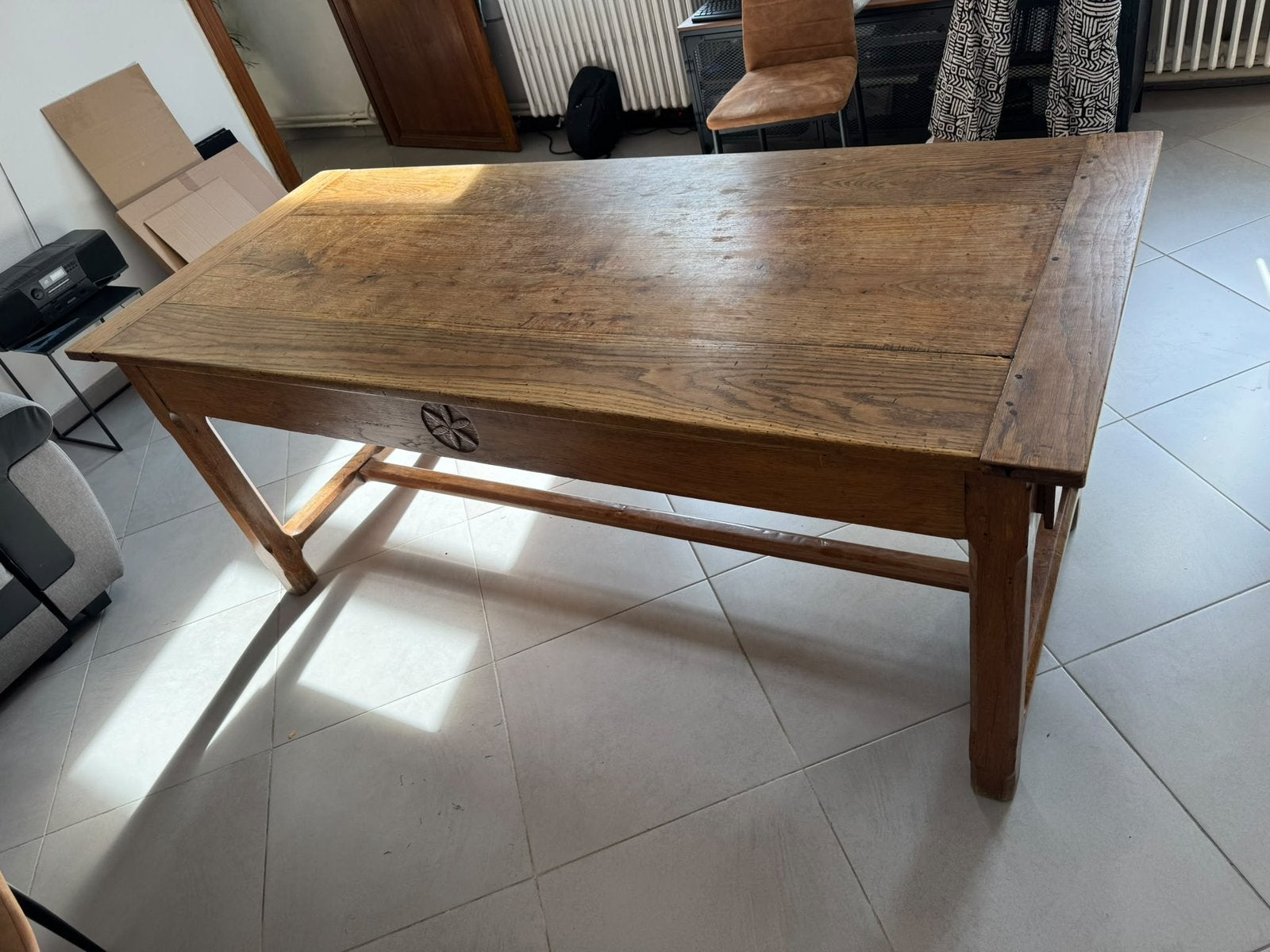 Table salle à manger en chêne + 6 chaises en rotin, Enlèvement, Comme neuf, Chêne