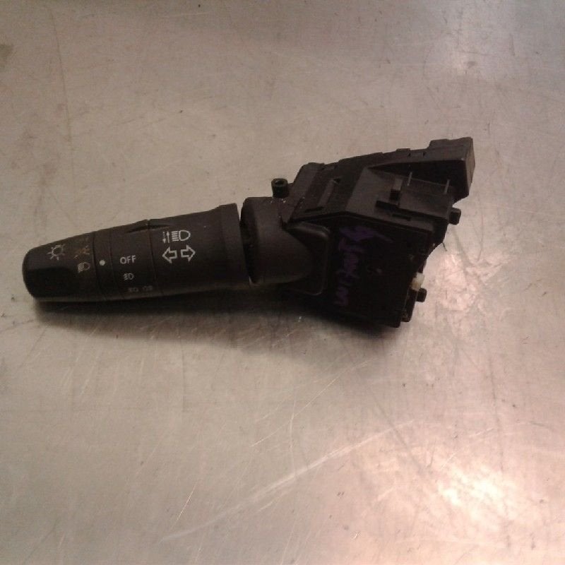 LICHTSCHAKELAAR Nissan Primera Wagon (W12) (01-2002/12-2007), Gebruikt, Nissan
