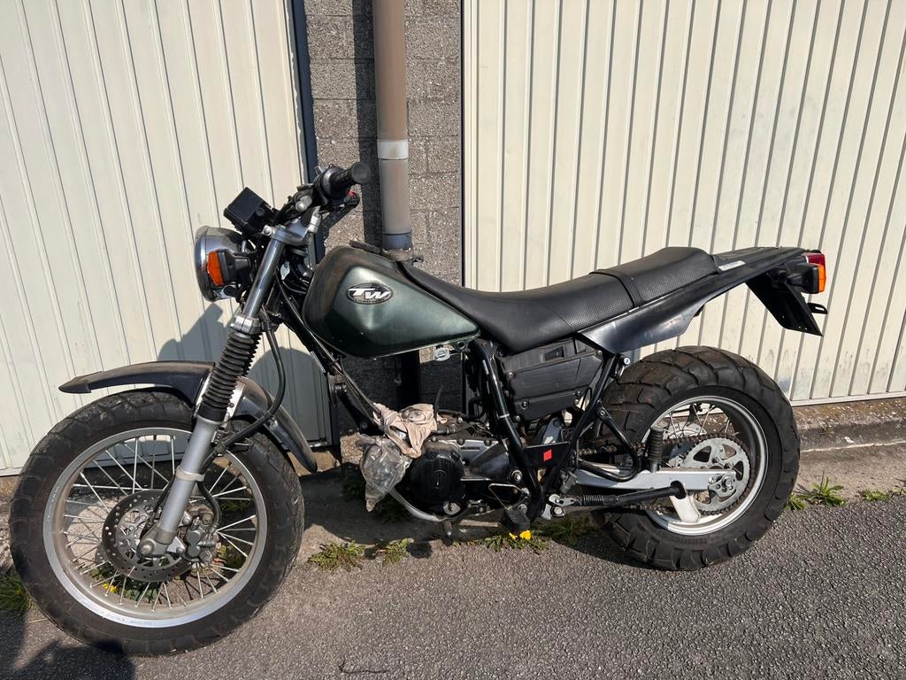 Yamaha TW 125 2004, Motoren, Particulier
