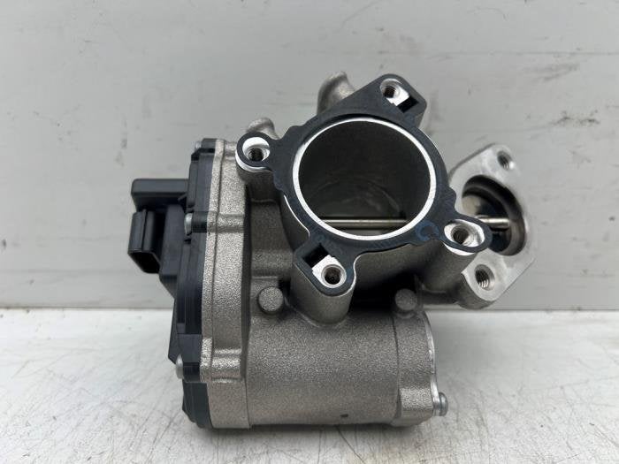 EGR Klep van een Opel Vivaro, Gebruikt, -, -, Opel