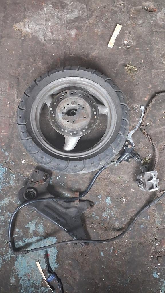 Gy6 scooterblok remschijf ombouw, Ophalen