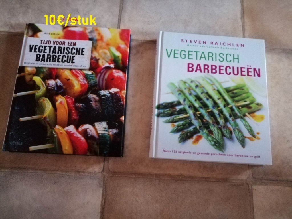 6 kookboeken / bbq, Enlèvement, Comme neuf