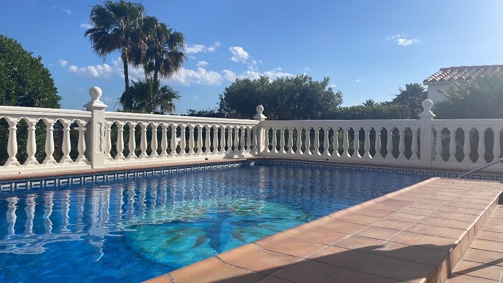 Moraira - Rustig gelegen villa met zeezicht en privé zwembad, Vakantie, Dorp, Costa Blanca, Aan zee, Wasmachine