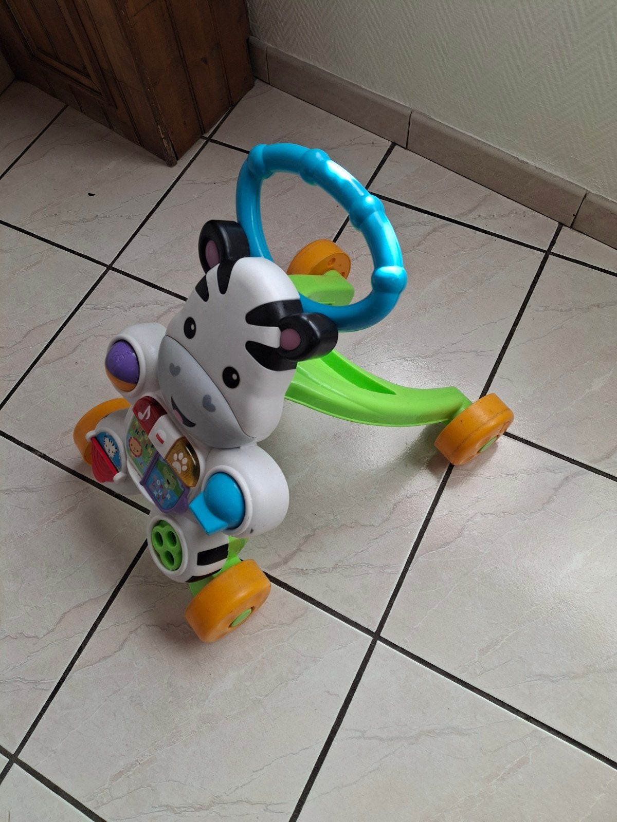 A vendre Trotteur, Enfants & Bébés, Enlèvement, Comme neuf