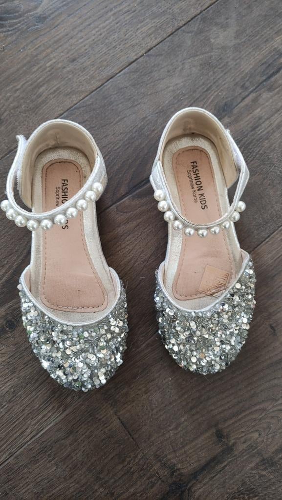 Nette feest schoentjes, comunnie schoentjes, Prinses schoen, Meisje, Ophalen of Verzenden, Gebruikt, Schoentjes